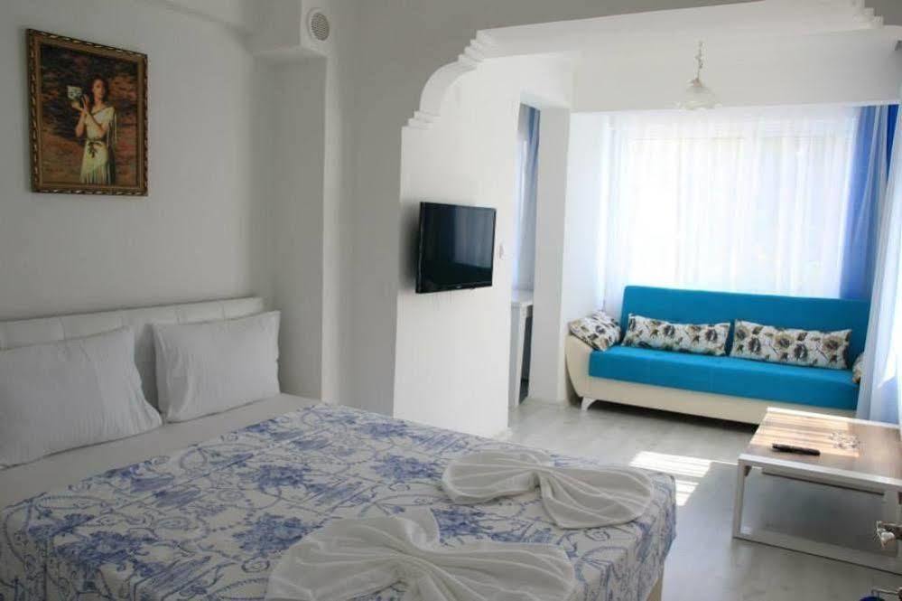 Mavi Butik Apart Чешме Екстер'єр фото
