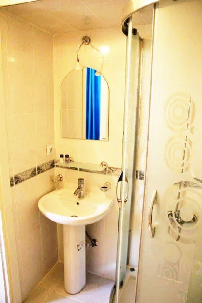 Mavi Butik Apart Чешме Екстер'єр фото